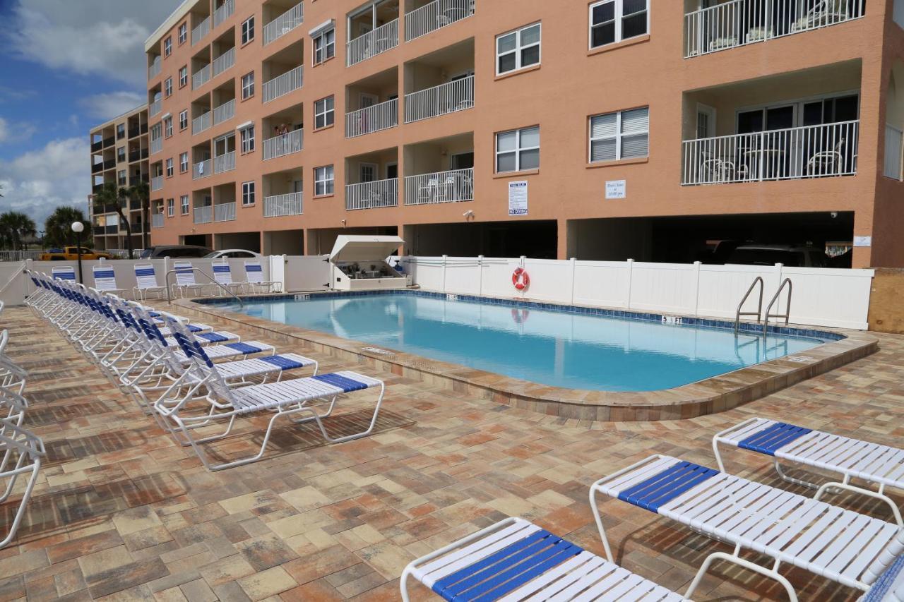 303 Beach Place Condos St. Pete Beach Exterior foto